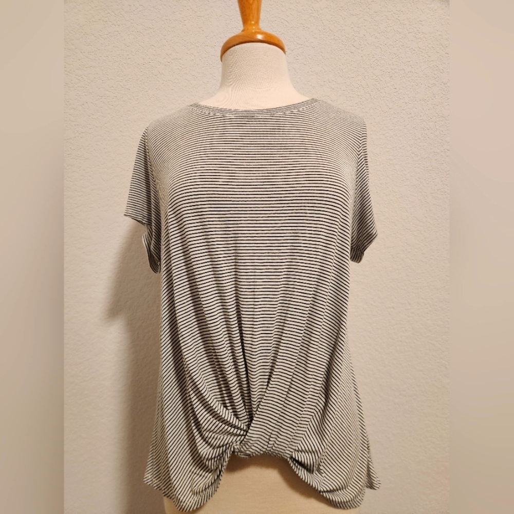 Mossimo Supply Co. Black and White Striped Tee